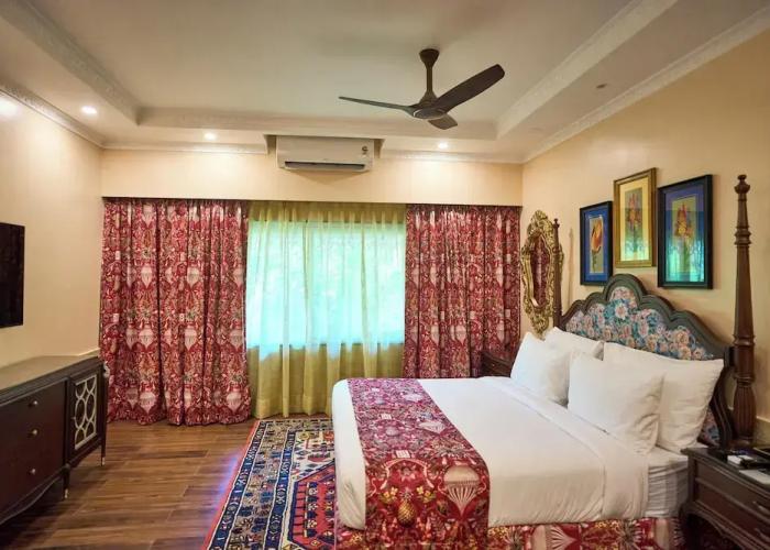 Mayfair Manor Alibag