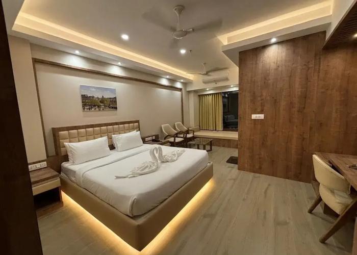 The Pearl Club Resort