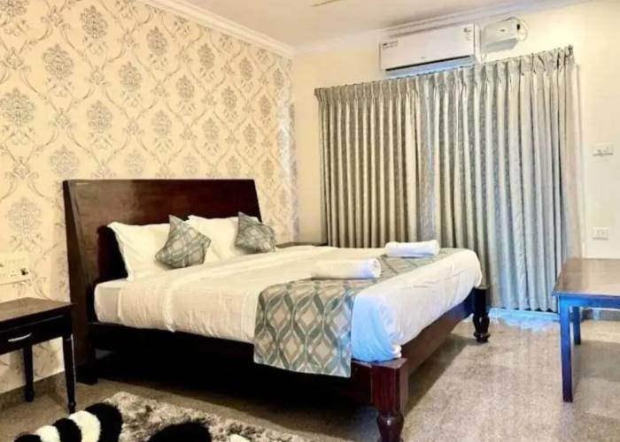 Deep International a Luxury Hotel