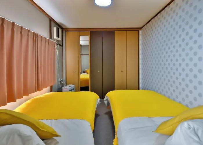 Cottages_and_Houses Move 8