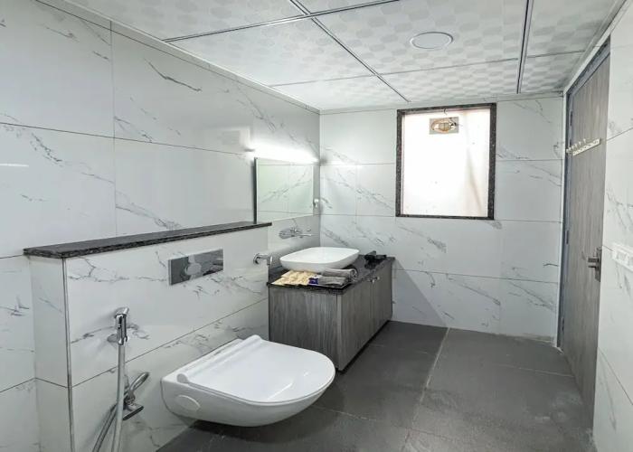 Housr Wakad Pune Hinjawadi Road