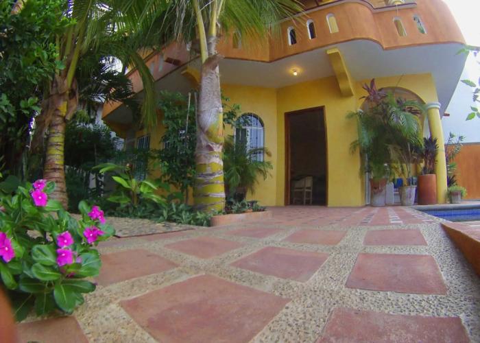 Cielito Lindo Suites