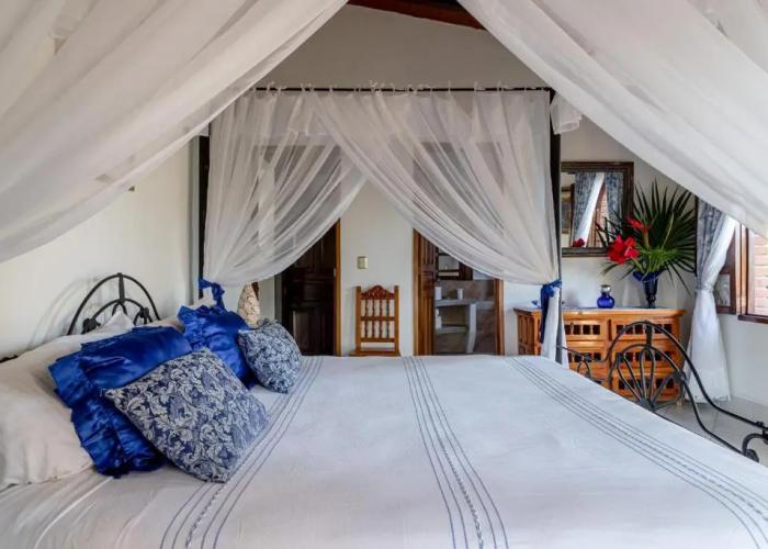 Hotel Suites La Hacienda