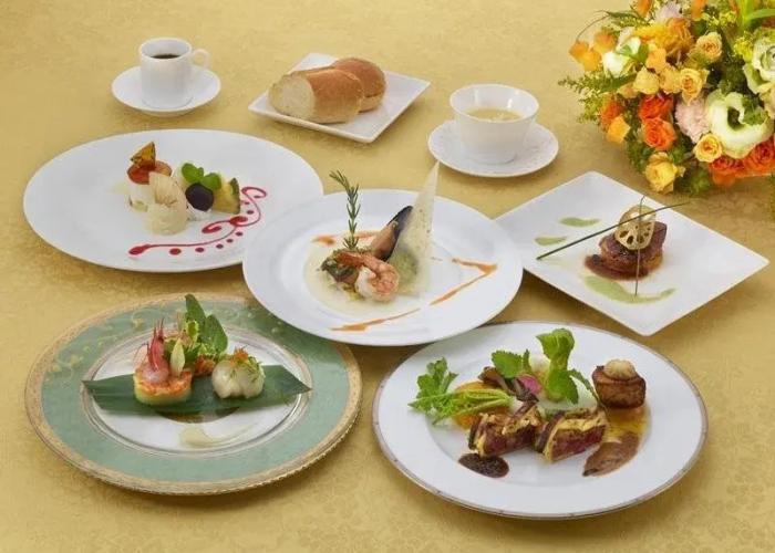 Menard Aoyama Resort