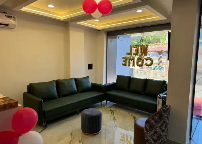 The Sky Comfort Hotel Krisha Dwarka
