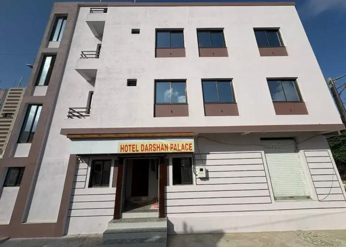 Hotel Darshan Palace - Near Dwarka Railway Station & Shree Dwarkadhish Temple