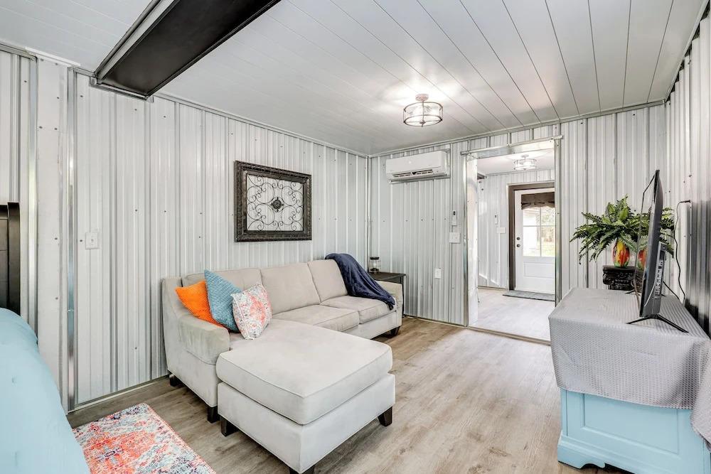 Walk to Pier: North Carolina Getaway in Oak Island