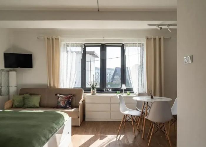 Przytulny apartament KOLEJOVA 13