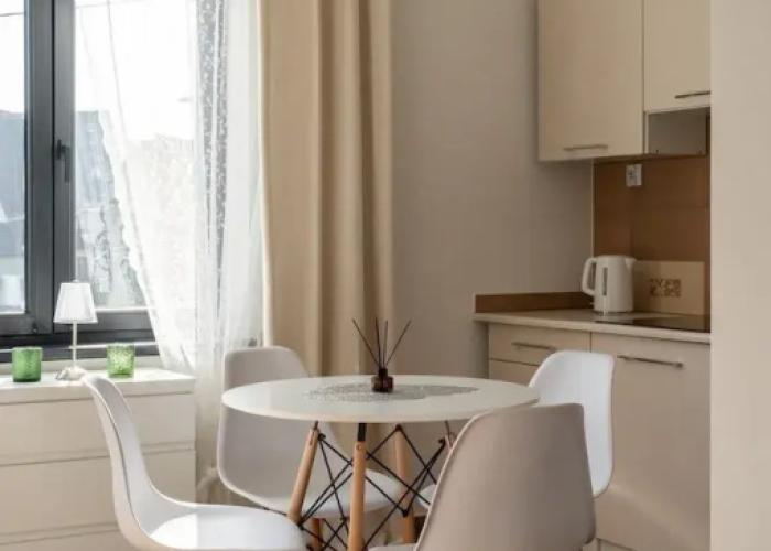 Przytulny apartament KOLEJOVA 13