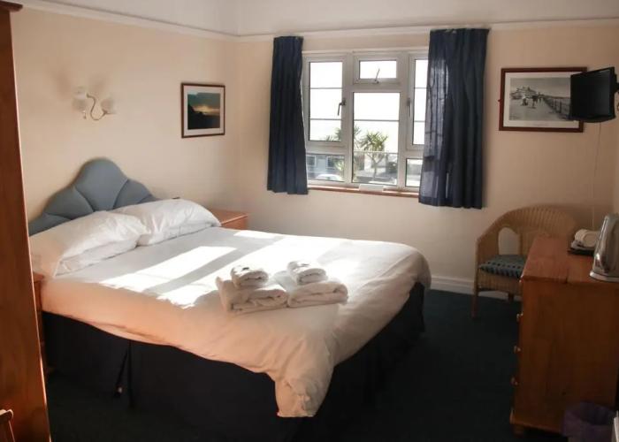 The Yacht Inn