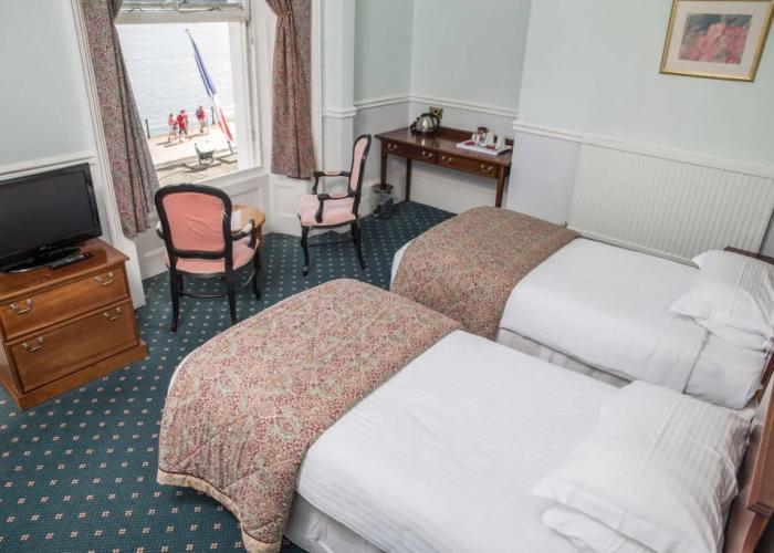 The Queens Hotel