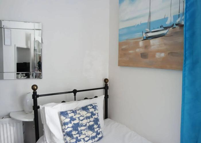 Duporth Guest House