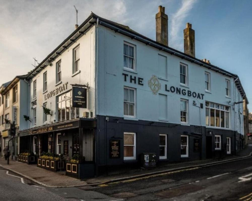 The Longboat Inn