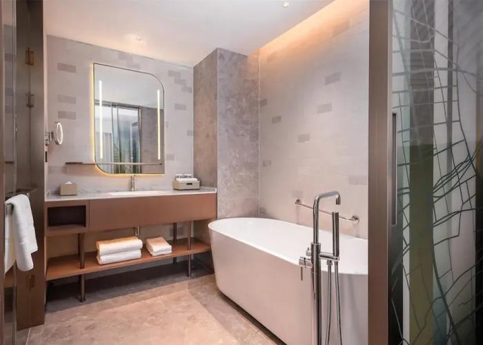 Hilton Garden Inn Xinyang East Railway Station