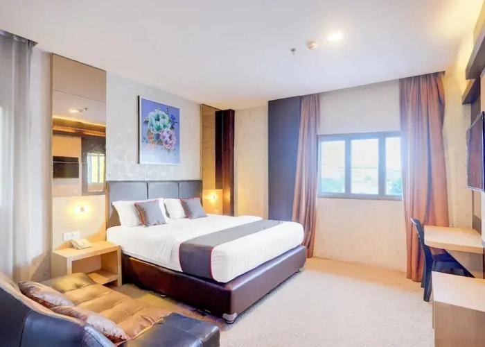 Townhouse Oak Batam near Grand Batam Mall formerly Lucky Star Hotel