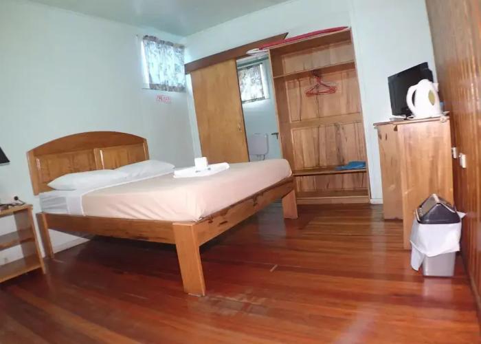 Taklam Lodge