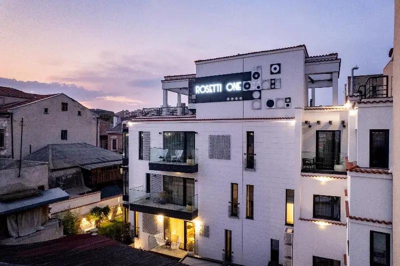 фото Rosetti One