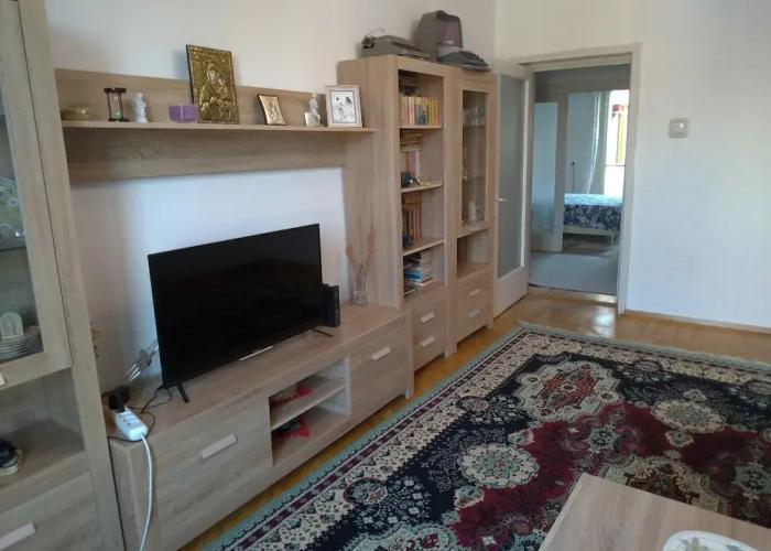 Appartment 3 Rooms, Splendid Position, 1 Minut of Walk to the Black Sea
