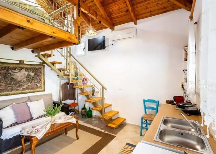 Petalidi Sunny Home One