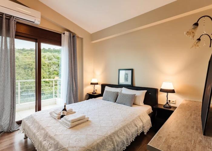 Armonia by the Sea - Majestic Seaside Retreat