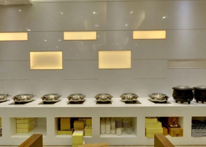 Platinum Hotel