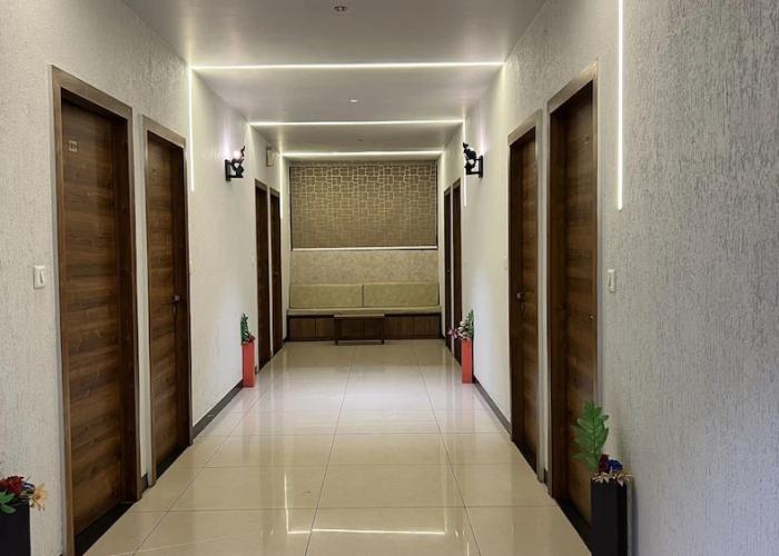 Hotel Near Me