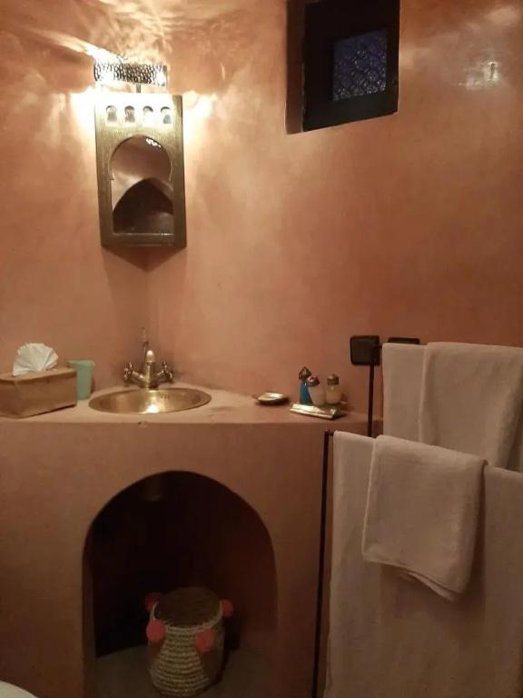 фото Riad Irhalne