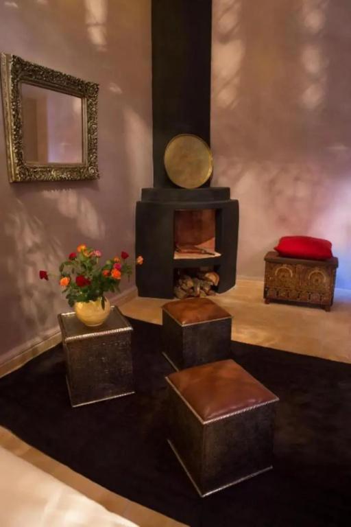 фото Riad Irhalne