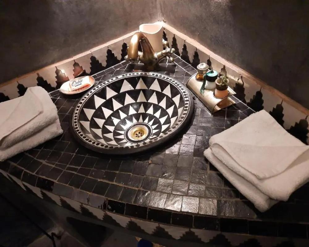 фото Riad Irhalne