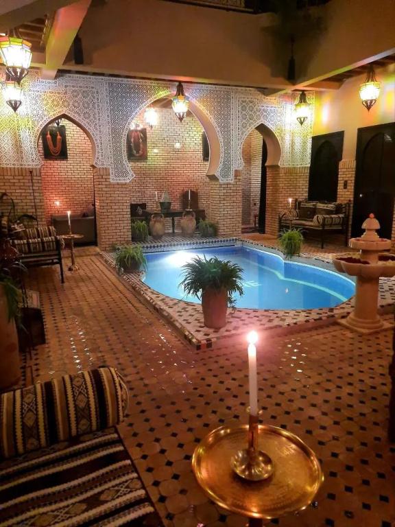фото Riad Irhalne