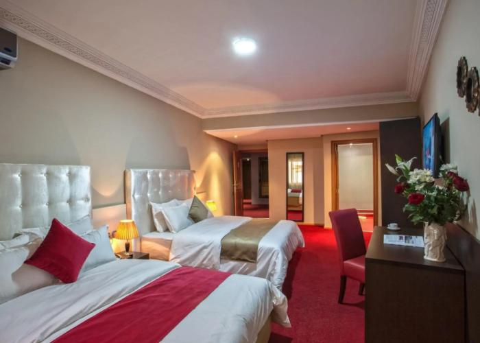 Yaad City Hotel