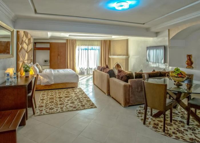Yaad City Hotel
