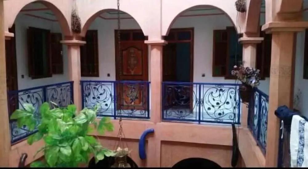 фото Riad Rahba