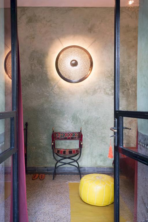 фото Riad Lhena