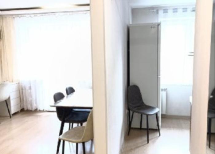 V Shelekhove Flat