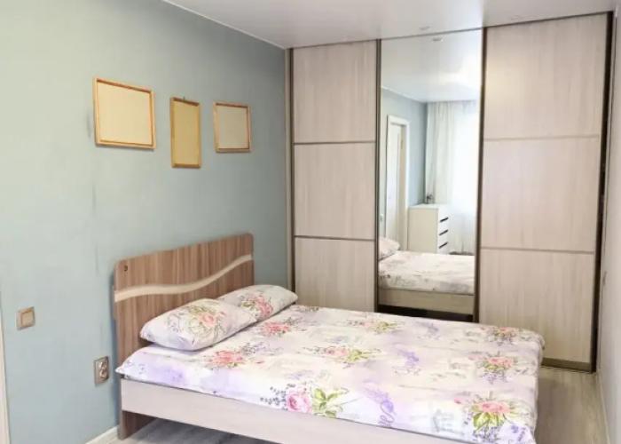 V Shelekhove Flat
