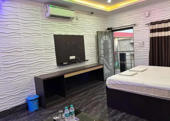 Fortune Club And Suites