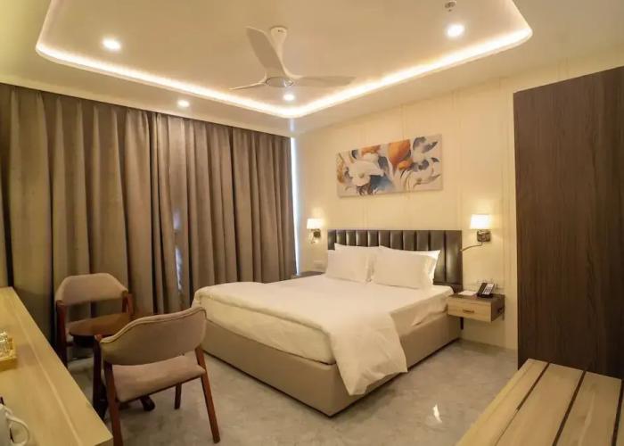Mastiff Select Medha Plaza Deoghar