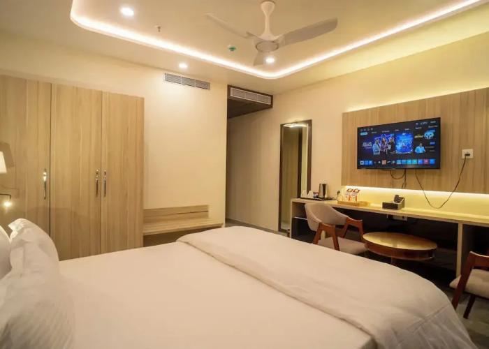 Mastiff Select Medha Plaza Deoghar