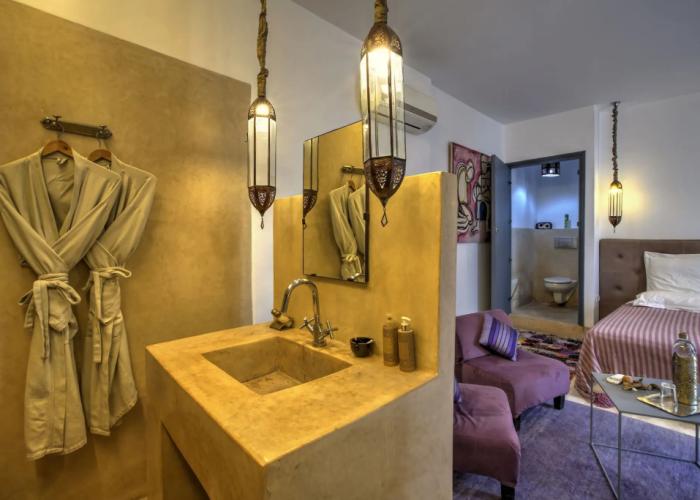 Riad Awa