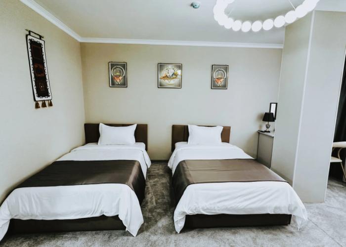 Hotel Tadzh Makhal