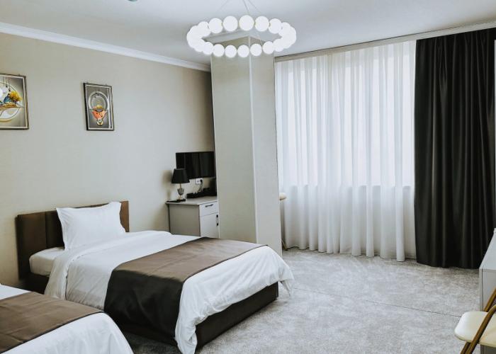 Hotel Tadzh Makhal