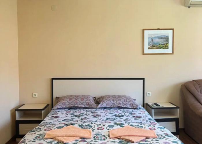 Nadezhda Guest House