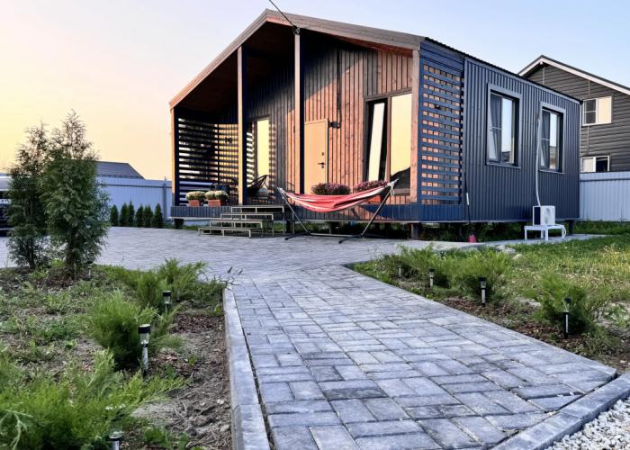 Uyutny dom v stile barnkhaus, s saunoy, nedaleko ot reki Private house
