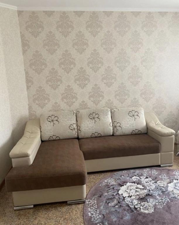 Na prospekte 60 let SSSR 8 Flat