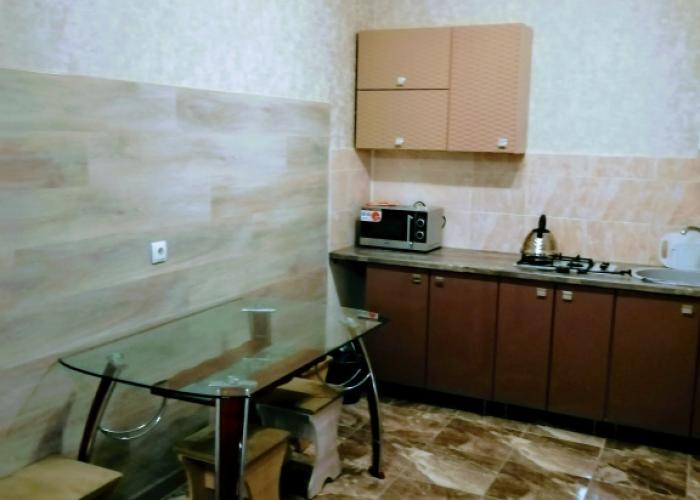 Na Krutoy Guest House