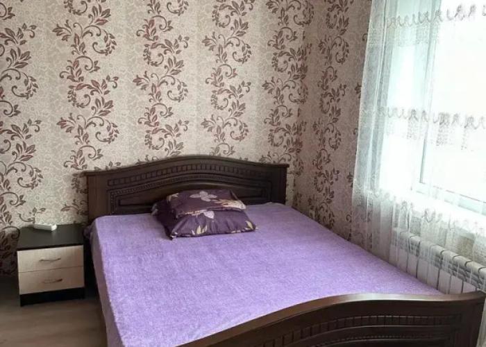 Na Krutoy Guest House