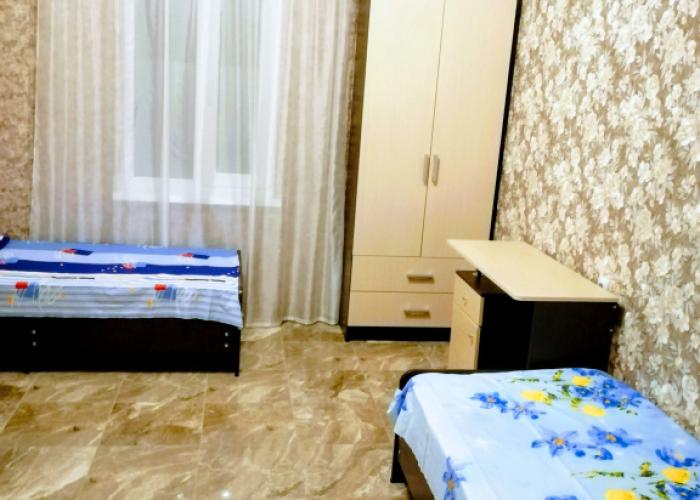 Na Krutoy Guest House