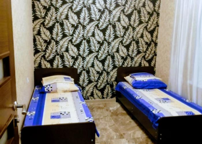 Na Krutoy Guest House
