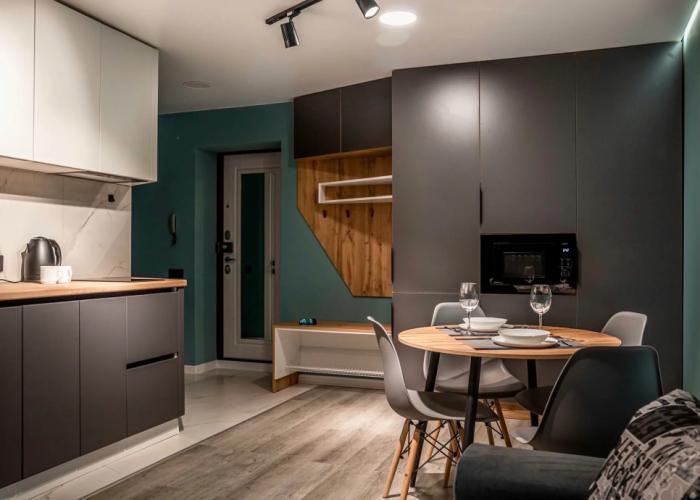 Uyutnaya s dizaneynerskim remontom v tsentre goroda Flat
